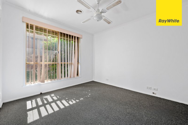 Photo - 7/14 Brooklyn Road, Melton South VIC 3338 - Image 4
