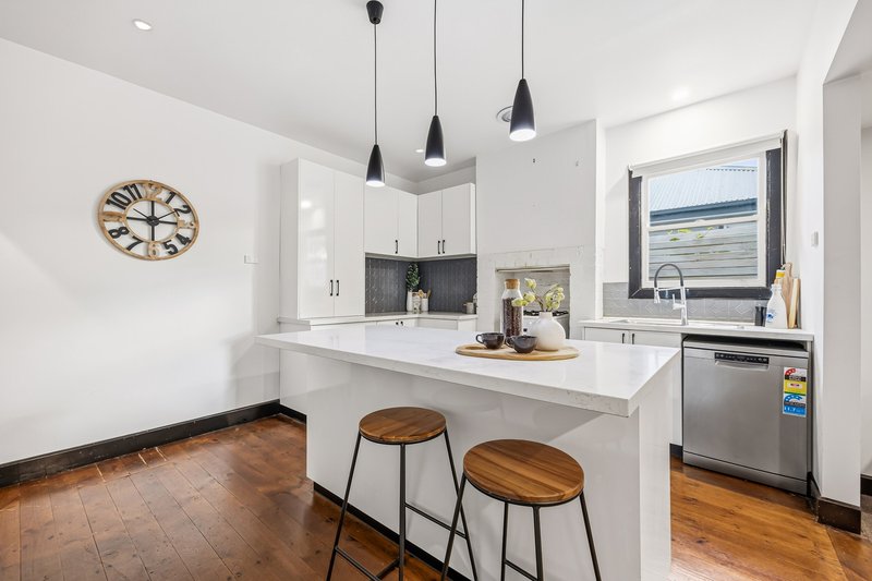 Photo - 714 Humffray Street South, Mount Pleasant VIC 3350 - Image 7