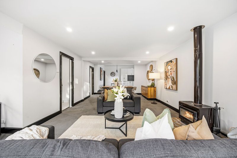 Photo - 714 Humffray Street South, Mount Pleasant VIC 3350 - Image 17