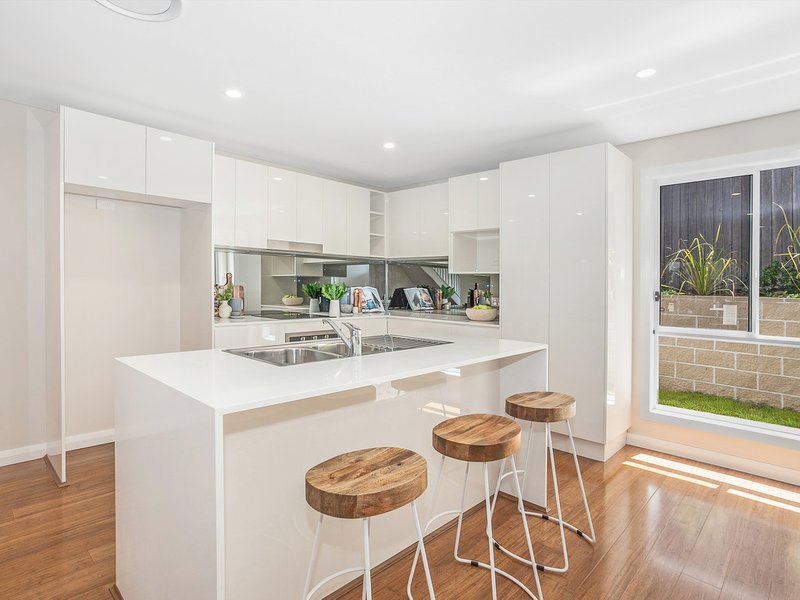 Photo - 7/14 Station Street, Stanwell Park NSW 2508 - Image 3