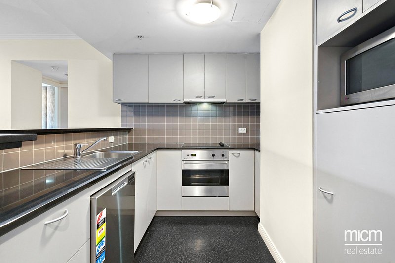 Photo - 714/222 Russell Street, Melbourne VIC 3000 - Image 3