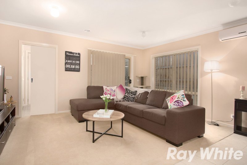 Photo - 7/143 Ahern Road, Pakenham VIC 3810 - Image 3