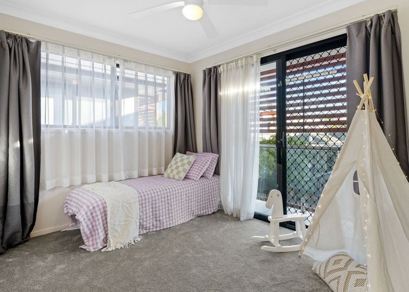 Photo - 7/143 Baringa Street, Morningside QLD 4170 - Image 2