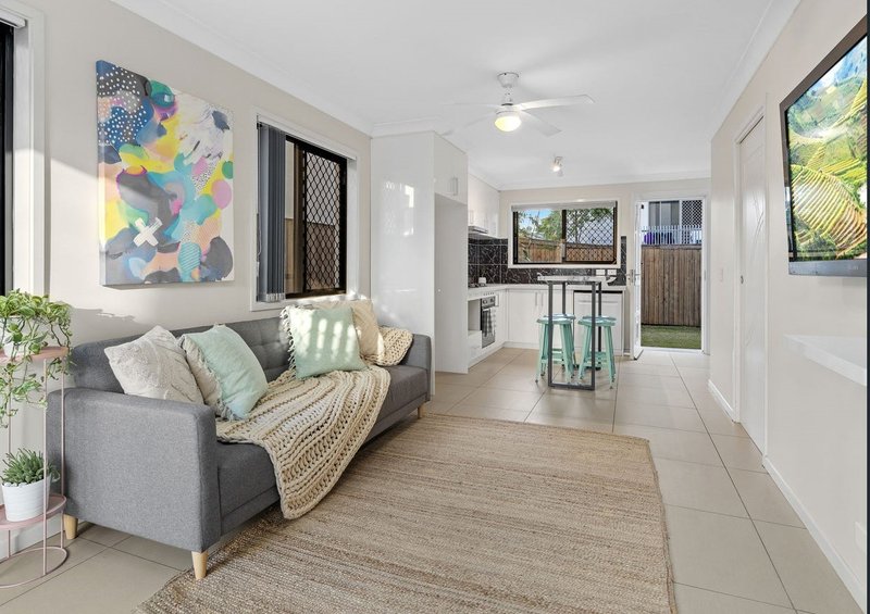 Photo - 7/143 Baringa Street, Morningside QLD 4170 - Image 6