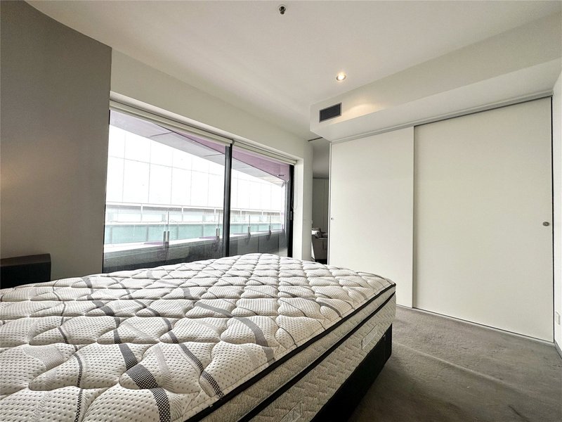 Photo - 714/300 Swanston Street, Melbourne VIC 3000 - Image 8