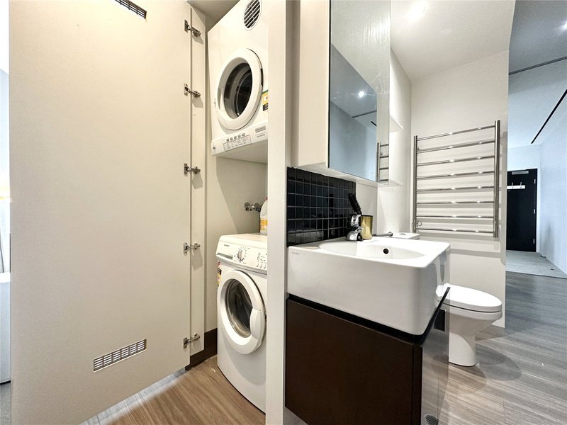 Photo - 714/300 Swanston Street, Melbourne VIC 3000 - Image 10