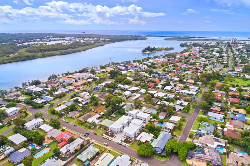 Photo - 7/15-17 Yinni Street, Maroochydore QLD 4558 - Image 16