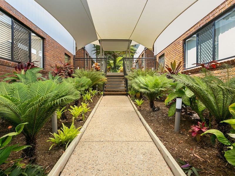 Photo - 7/15 Beacon Court, Sunrise Beach QLD 4567 - Image 11