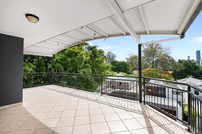 Photo - 7/15 Eskgrove Street, East Brisbane QLD 4169 - Image 12