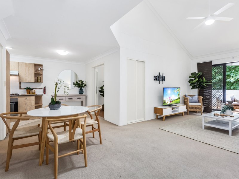Photo - 7/15 Oaks Ave , Dee Why NSW 2099 - Image 1