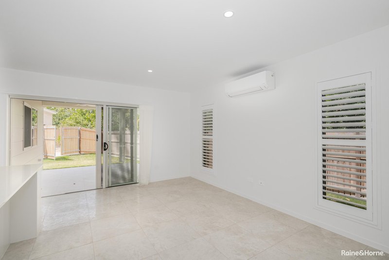 Photo - 7/15 Shell Street, Urangan QLD 4655 - Image 4