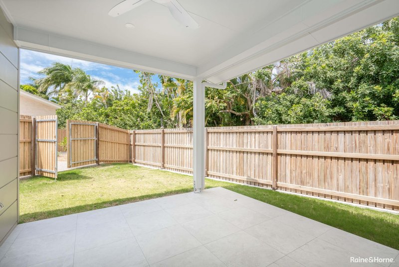 Photo - 7/15 Shell Street, Urangan QLD 4655 - Image 11