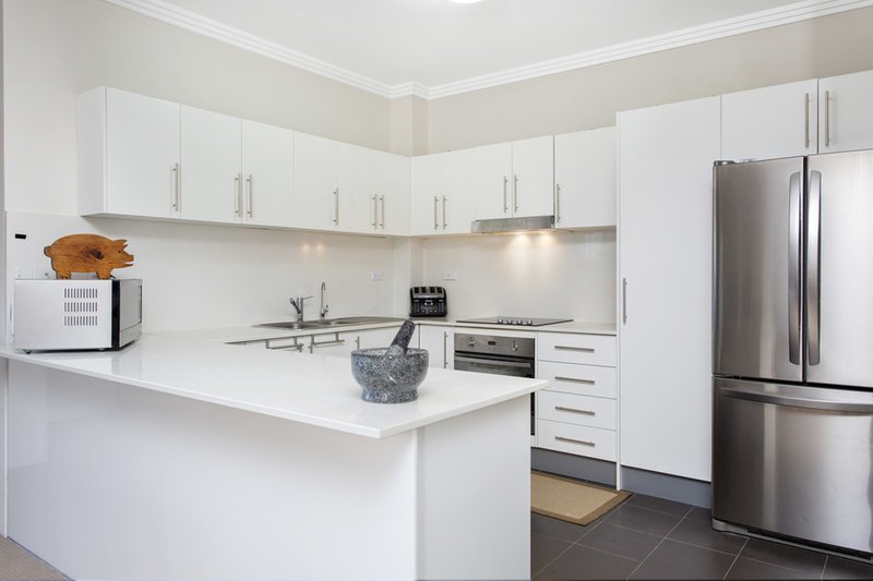 Photo - 7/15 Stuart Street, Helensburgh NSW 2508 - Image 3