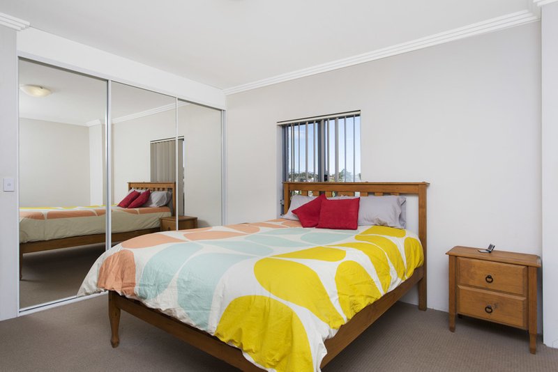 Photo - 7/15 Stuart Street, Helensburgh NSW 2508 - Image 4