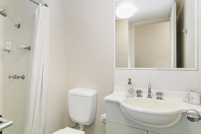Photo - 715/108 Margaret Street, Brisbane City QLD 4000 - Image 4