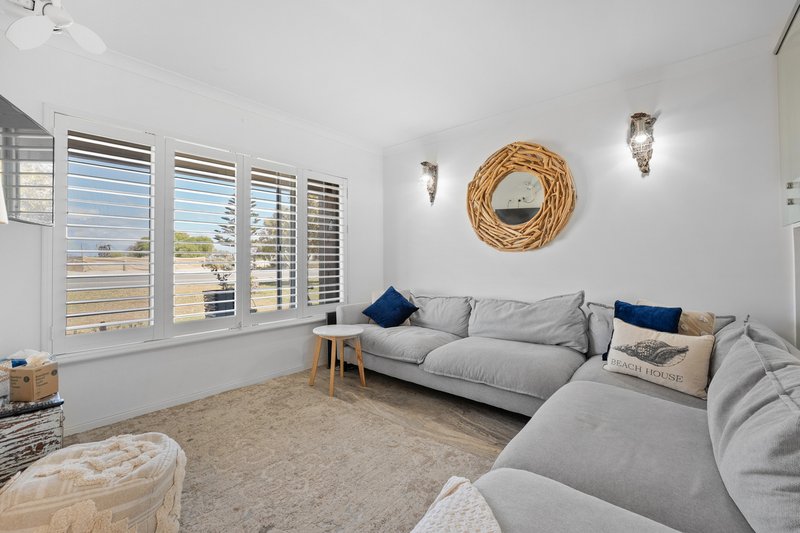 Photo - 7/154-156 Arcadia Drive, Shoalwater WA 6169 - Image 6
