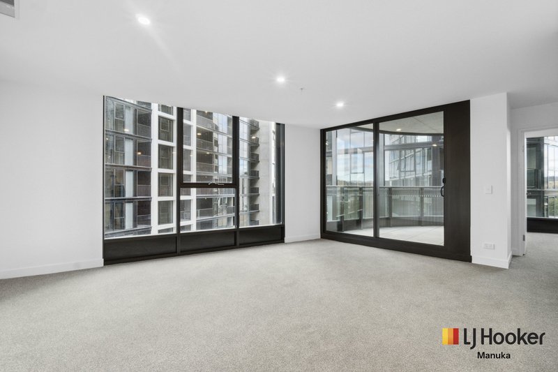 Photo - 715/6 Furzer Street, Phillip ACT 2606 - Image 4