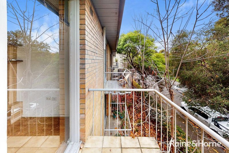 Photo - 7/159 Curzon Street, North Melbourne VIC 3051 - Image 3