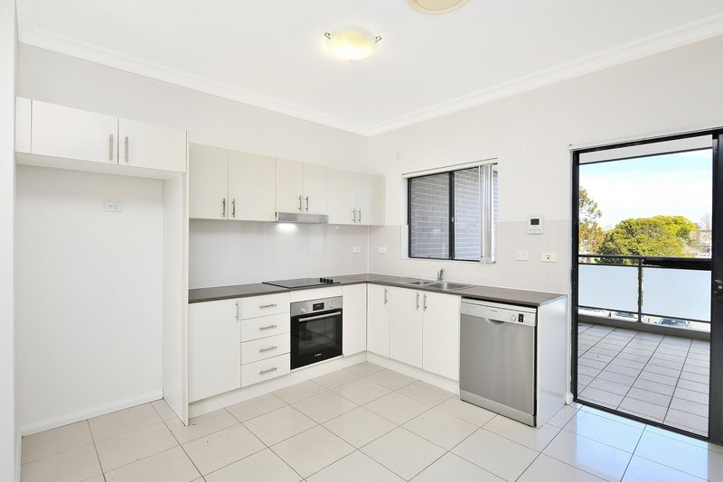 Photo - 7/16-18 Boronia Road, Greenacre NSW 2190 - Image 5