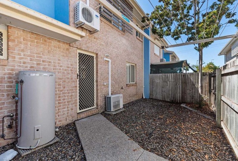 Photo - 7/16-18 Fleet Drive, Kippa-Ring QLD 4021 - Image 10