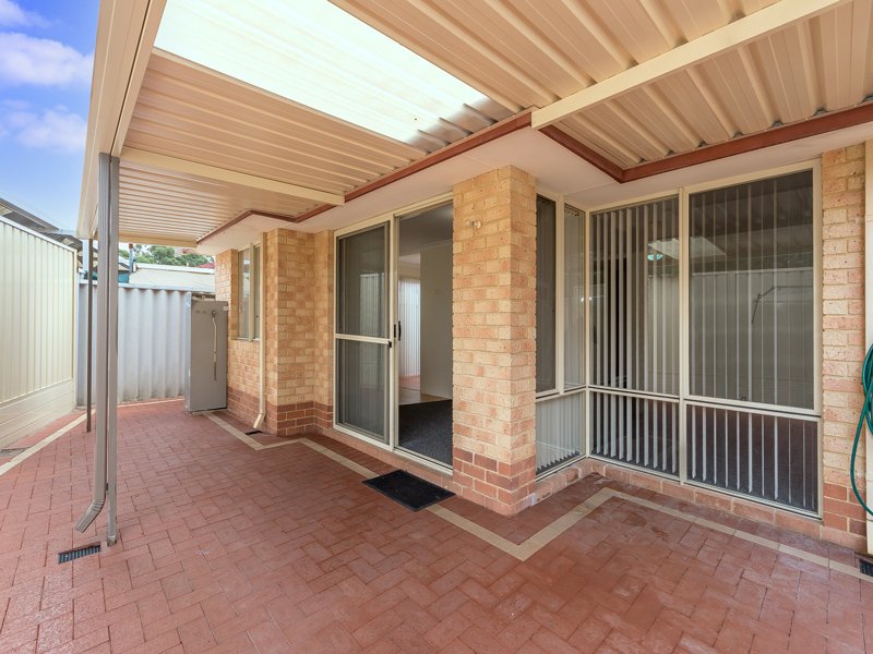 Photo - 7/16-18 Inverness Court, Cooloongup WA 6168 - Image 19