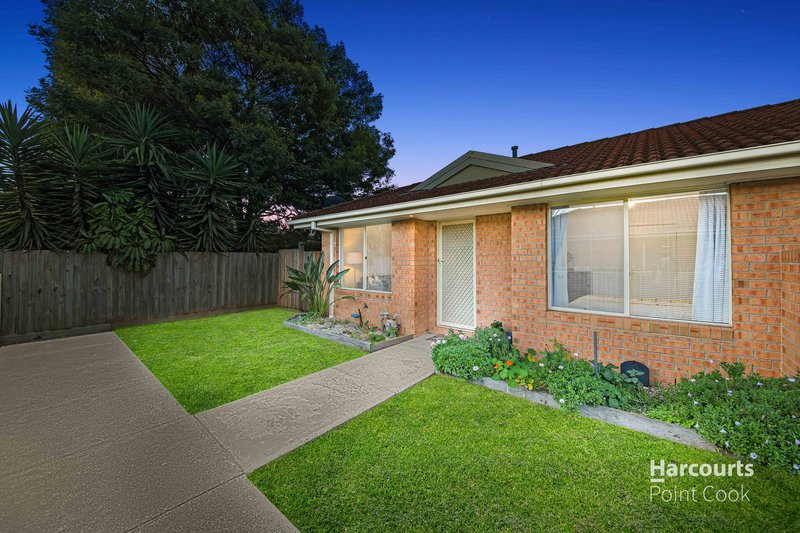 Photo - 7/16-18 Russell Street, Werribee VIC 3030 - Image 2