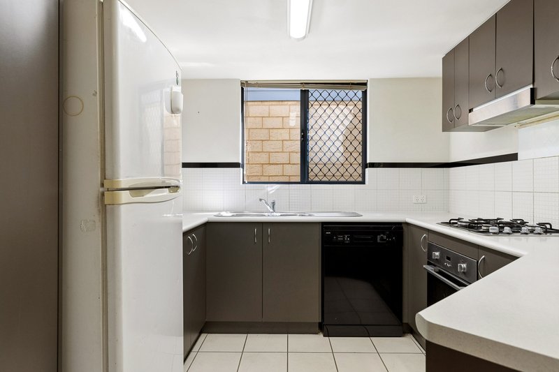 Photo - 7/16 Rockford Street, Mandurah WA 6210 - Image 5