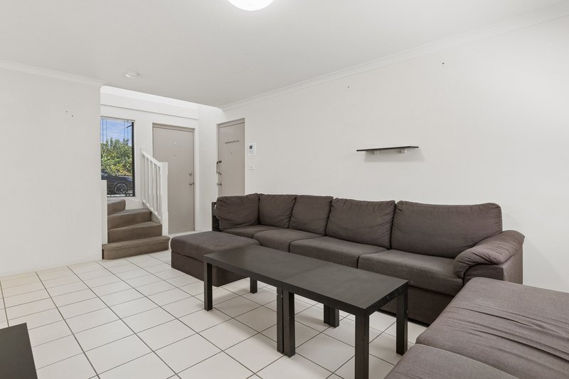 Photo - 7/16 Rockford Street, Mandurah WA 6210 - Image 8