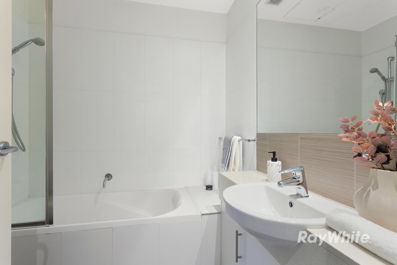 Photo - 7/16 Shepparson Avenue, Carnegie VIC 3163 - Image 6