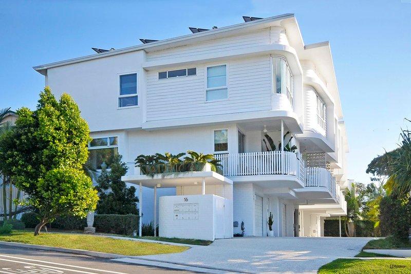 Photo - 7/16 Teemangum Street, Tugun QLD 4224 - Image 1