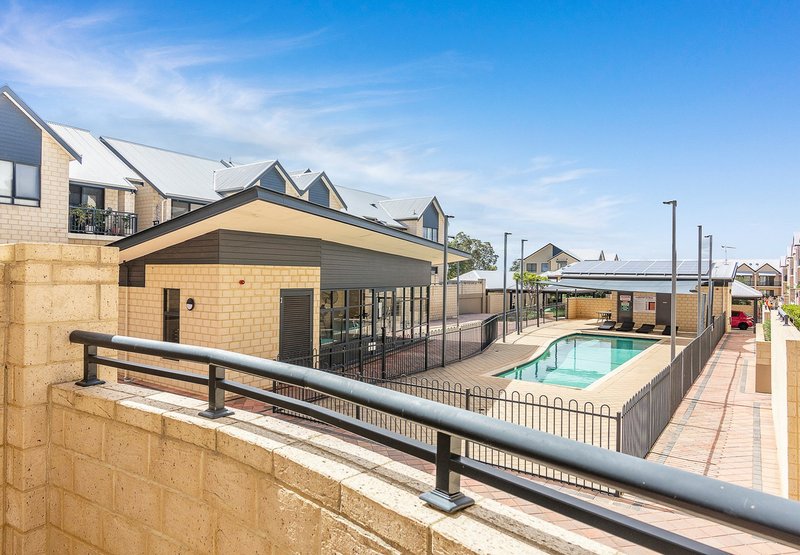 Photo - 7/160 Lakeside Drive, Joondalup WA 6027 - Image 12