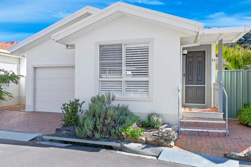 Photo - 71/61 Karalta Road, Erina NSW 2250 - Image 1