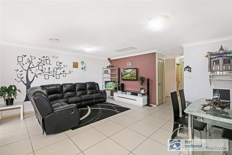 Photo - 7/161 Targo Road, Girraween NSW 2145 - Image