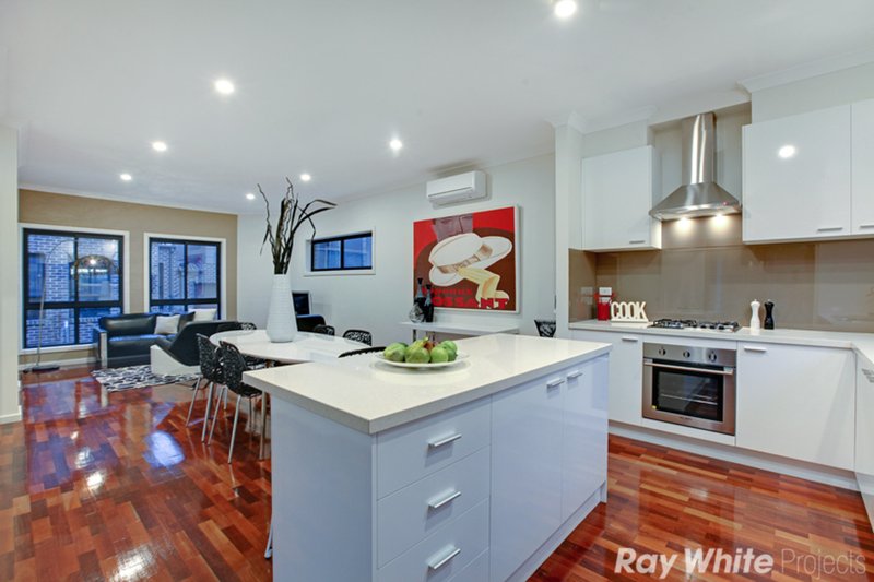 Photo - 7/161 Wilson Boulevard, Reservoir VIC 3073 - Image 4