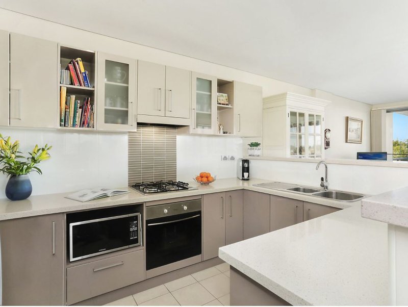 Photo - 7/162 Corrimal Street, Wollongong NSW 2500 - Image 3