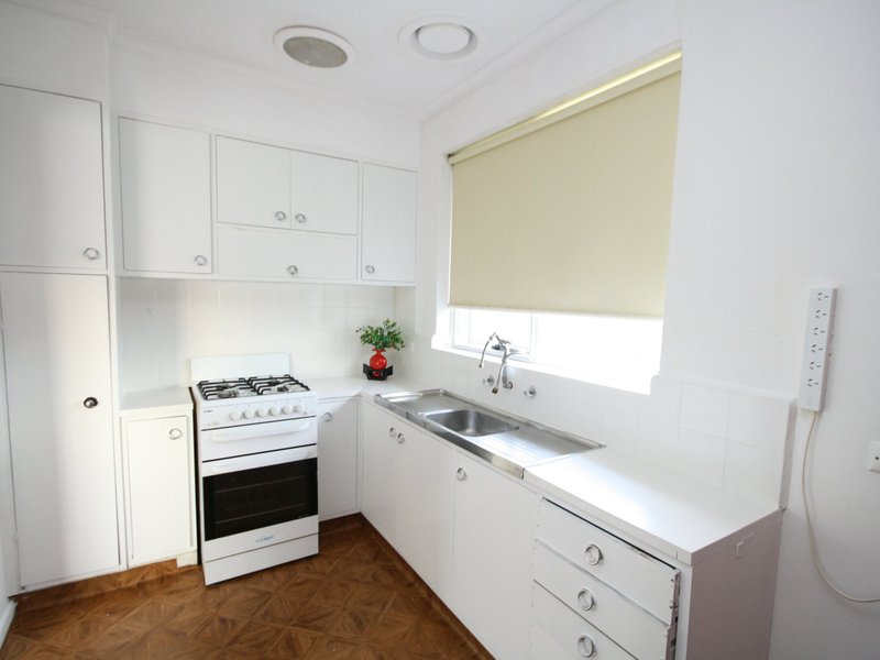 Photo - 7/17 Royal Avenue, Springvale VIC 3171 - Image 4