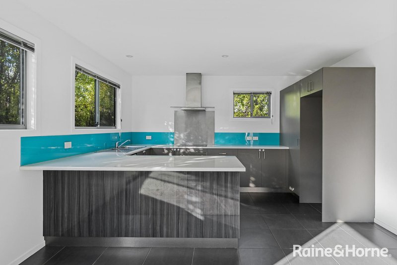 Photo - 7/17 Sandstone Grove, Blackmans Bay TAS 7052 - Image 11