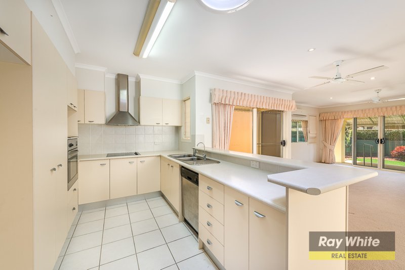 Photo - 71/76 Bayview Street, Runaway Bay QLD 4216 - Image 2