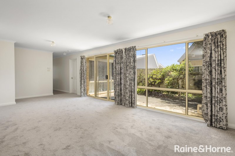 Photo - 7/176 Station Road, New Gisborne VIC 3438 - Image 10