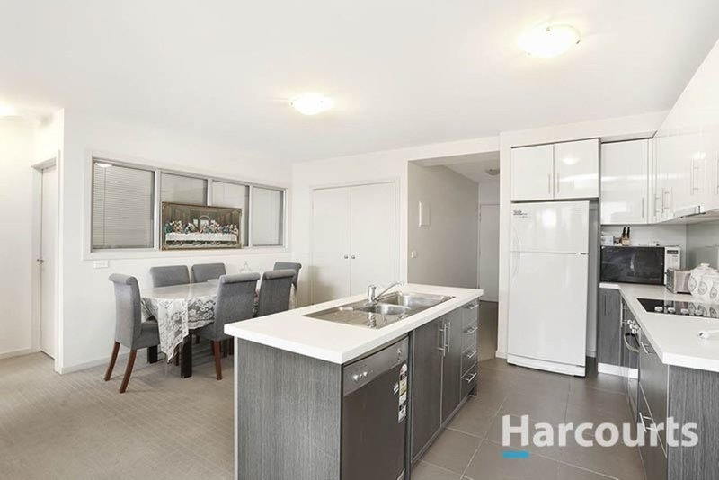 Photo - 7/18-22 Bell Street, Heidelberg Heights VIC 3081 - Image 2