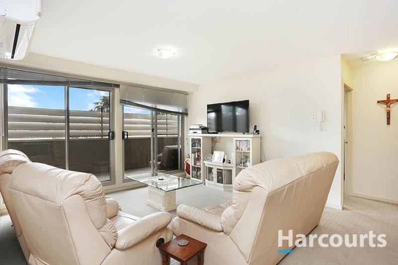 Photo - 7/18-22 Bell Street, Heidelberg Heights VIC 3081 - Image 10