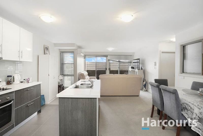 Photo - 7/18-22 Bell Street, Heidelberg Heights VIC 3081 - Image 12