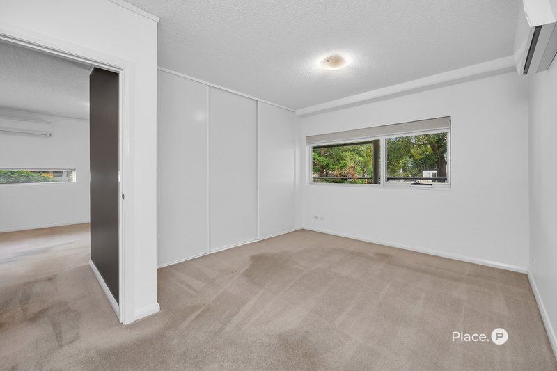 Photo - 7/18 Addison Avenue, Bulimba QLD 4171 - Image 6