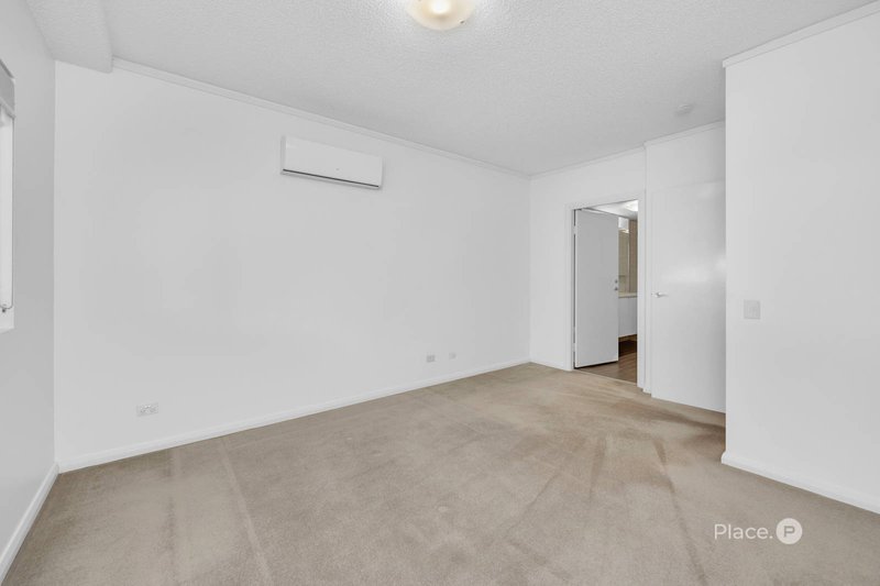 Photo - 7/18 Addison Avenue, Bulimba QLD 4171 - Image 8