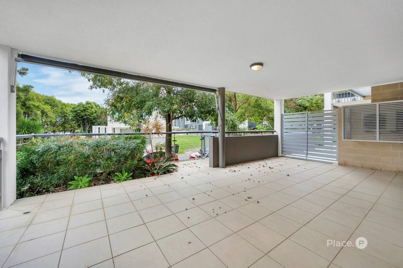 Photo - 7/18 Addison Avenue, Bulimba QLD 4171 - Image 13