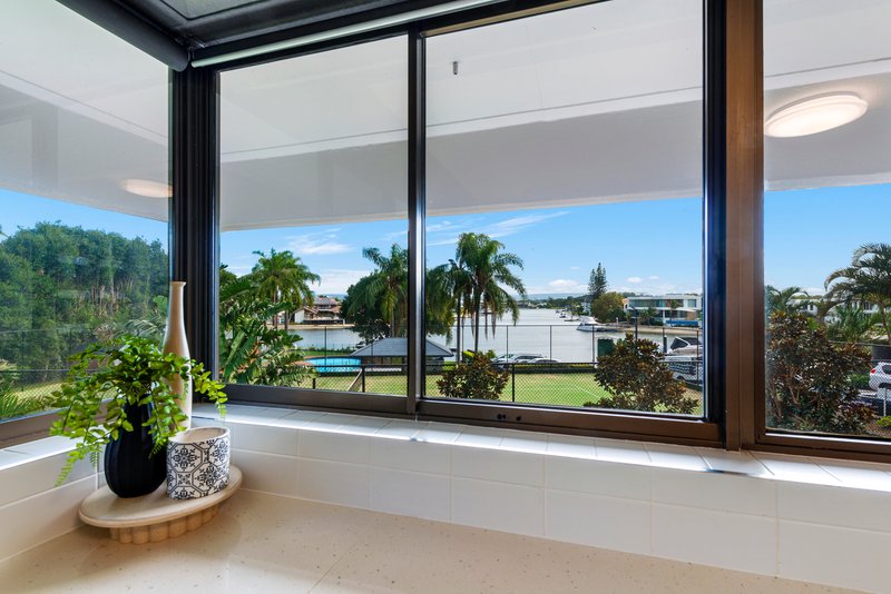 Photo - 7/18 Commodore Drive, Surfers Paradise QLD 4217 - Image 10