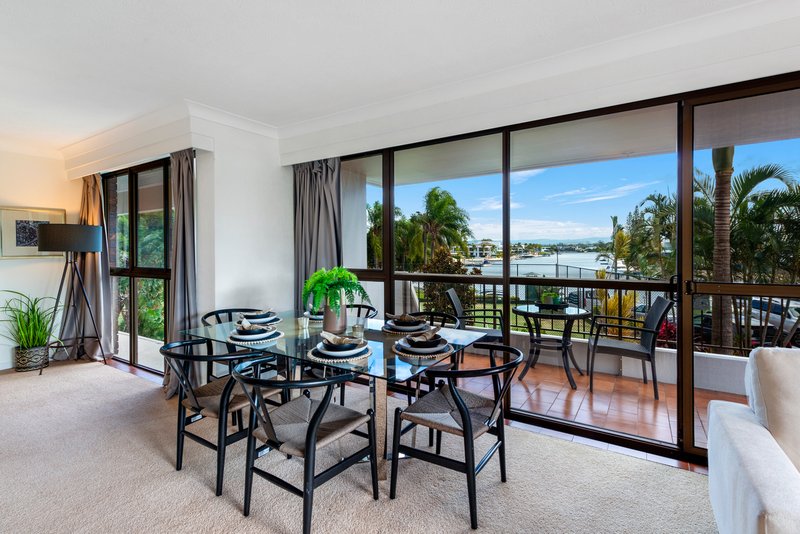 Photo - 7/18 Commodore Drive, Surfers Paradise QLD 4217 - Image 13