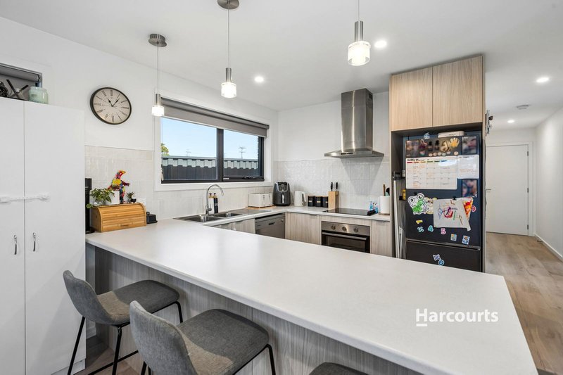 Photo - 7/18 Eveline Court, Devonport TAS 7310 - Image 3