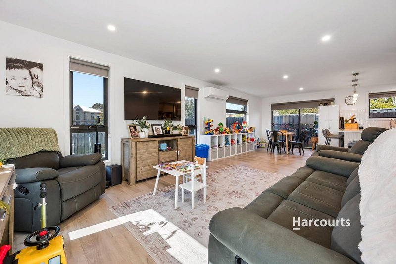 Photo - 7/18 Eveline Court, Devonport TAS 7310 - Image 4