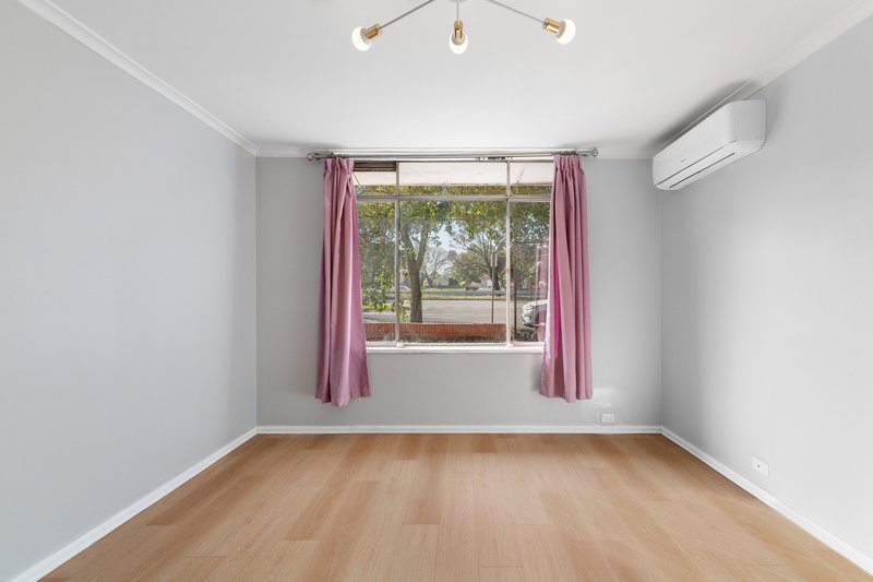 Photo - 7/1802-1806 Dandenong Road, Clayton VIC 3168 - Image 2